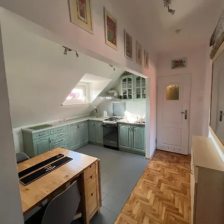 Apartament Kołobrzeska Mansarda, Narutowicza 8-3